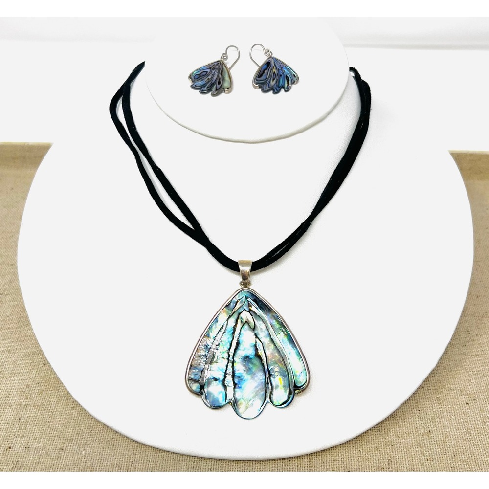 LUC Sterling Silver Abalone Shell Pendant Necklace and Earring Jewelry Set
